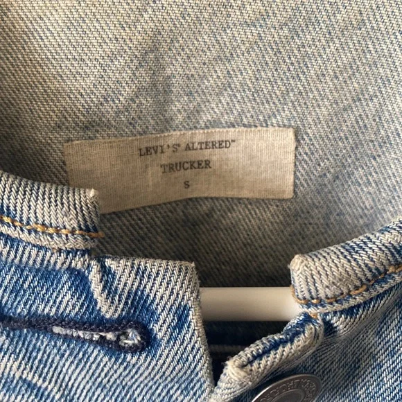 Levi's Denim Jacket - Picture 5 of 5